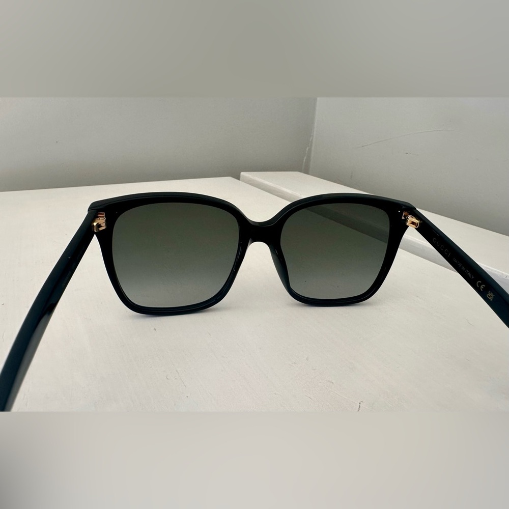 GUCCI SUNGLASSES✨ - Picture 8 of 8